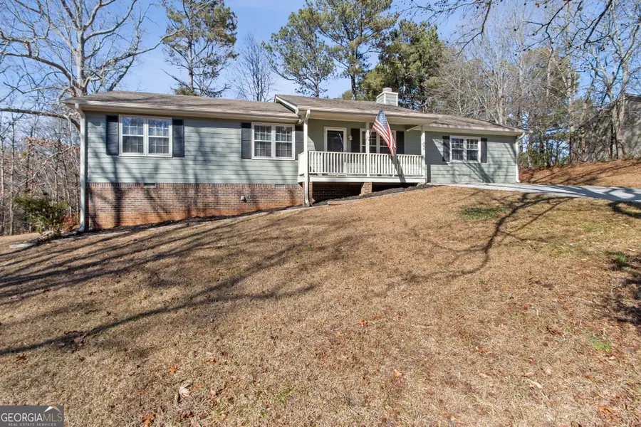 406 Farm Street, Loganville, GA 30052 - Image #2