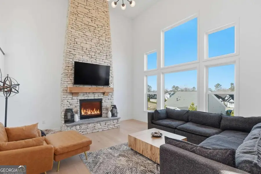 895 Michigan Circle, Hoschton, GA 30548 - Image #3