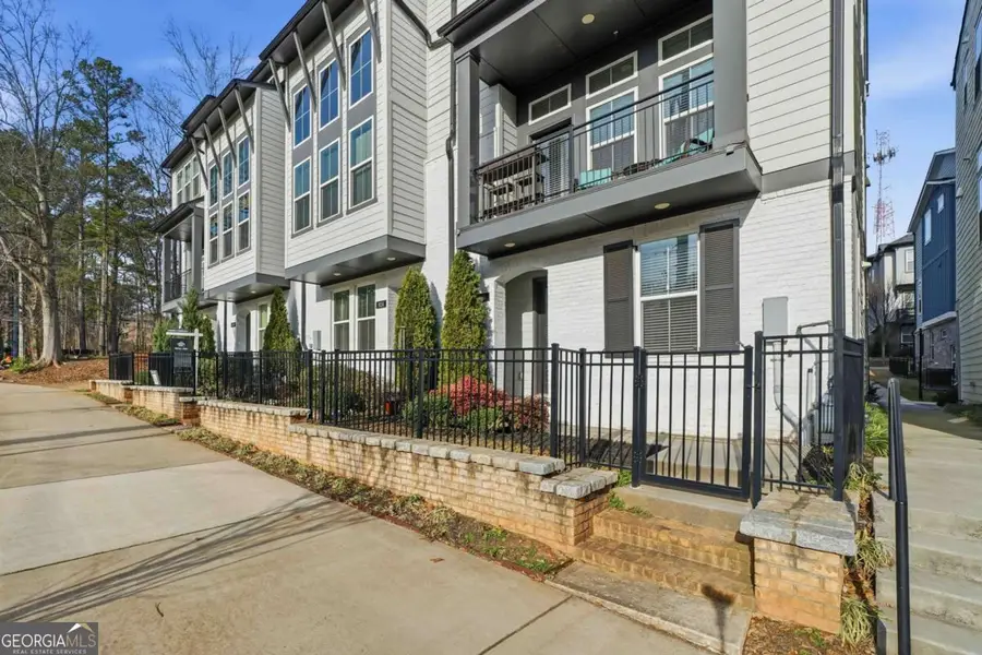 826 S Columbia Drive, Decatur, GA 30030 - Image #2