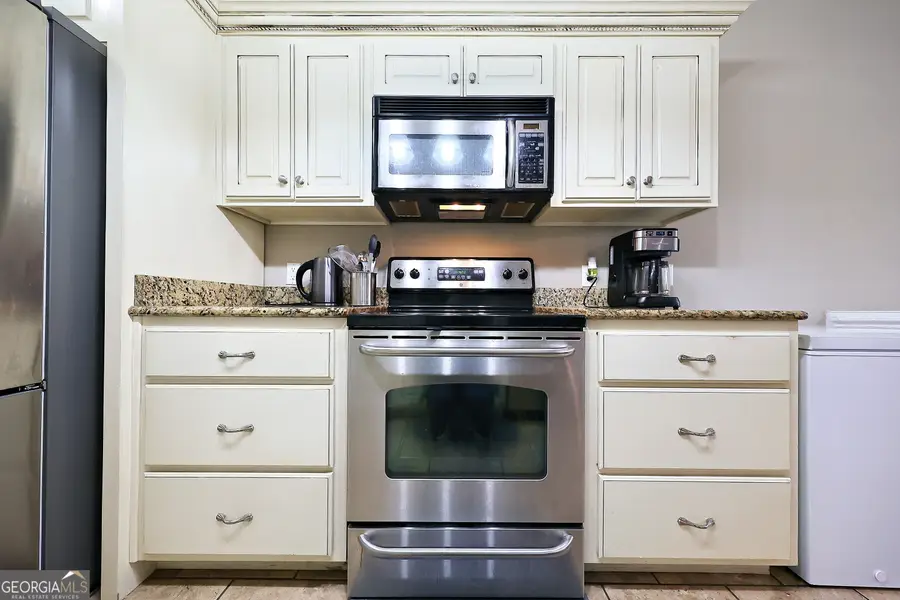 312 Grove Pointe Drive, Thomasville, GA 31792 - Image #3