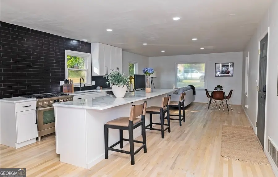 3807 Greenhill Drive, Chamblee, GA 30341 - Image #2