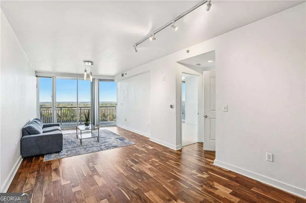 3338 Peachtree Road Ne #1403, Atlanta, GA 30326 - Image #1