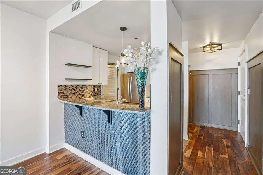 3338 Peachtree Road Ne #1403, Atlanta, GA 30326 - Image #2