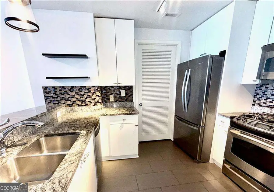 3338 Peachtree Road Ne #1403, Atlanta, GA 30326 - Image #3