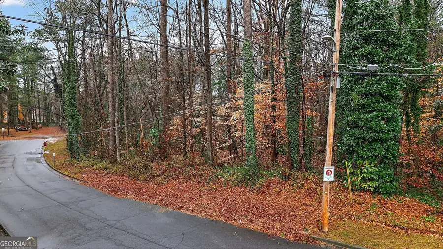 01 Glenview Drive Sw, Atlanta, GA 30331 - Image #2