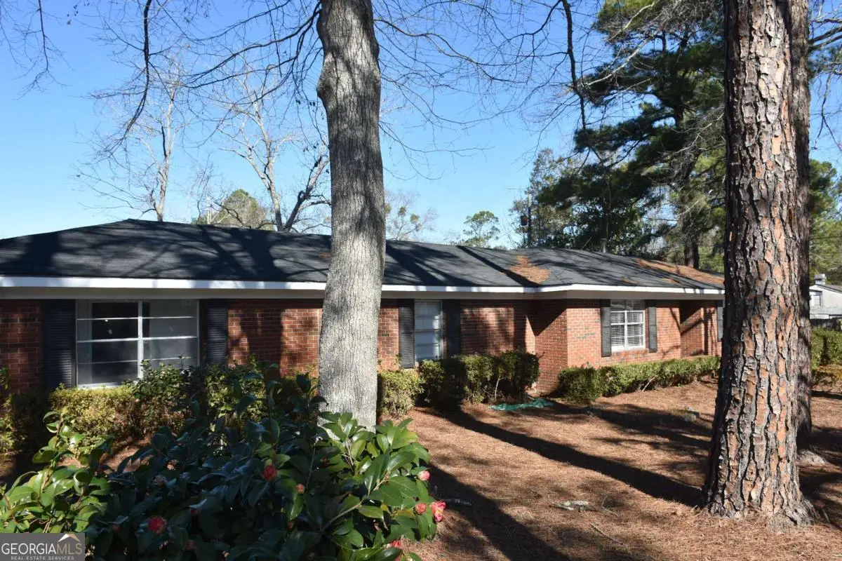 611 N Fourth Street, Jesup, GA 31545 - Image #1