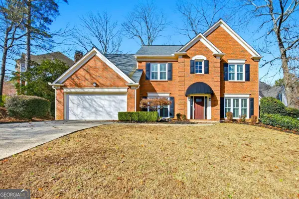 120 Willow Brook Drive, Roswell, GA 30076