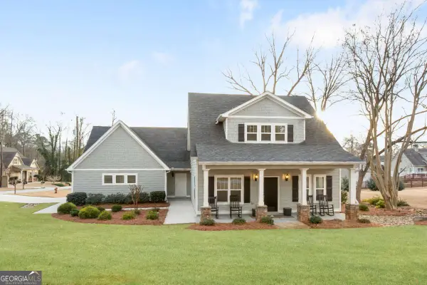 40 E Second Street, Newnan, GA 30263