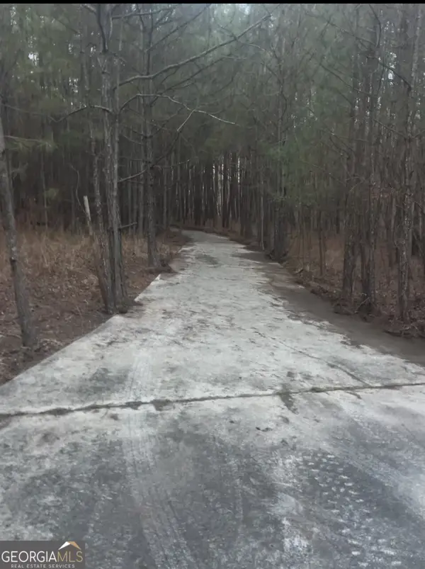 215 Picketts Way, Acworth, GA 30101