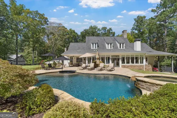 110 Manor Ridge Drive, Woodstock, GA 30188