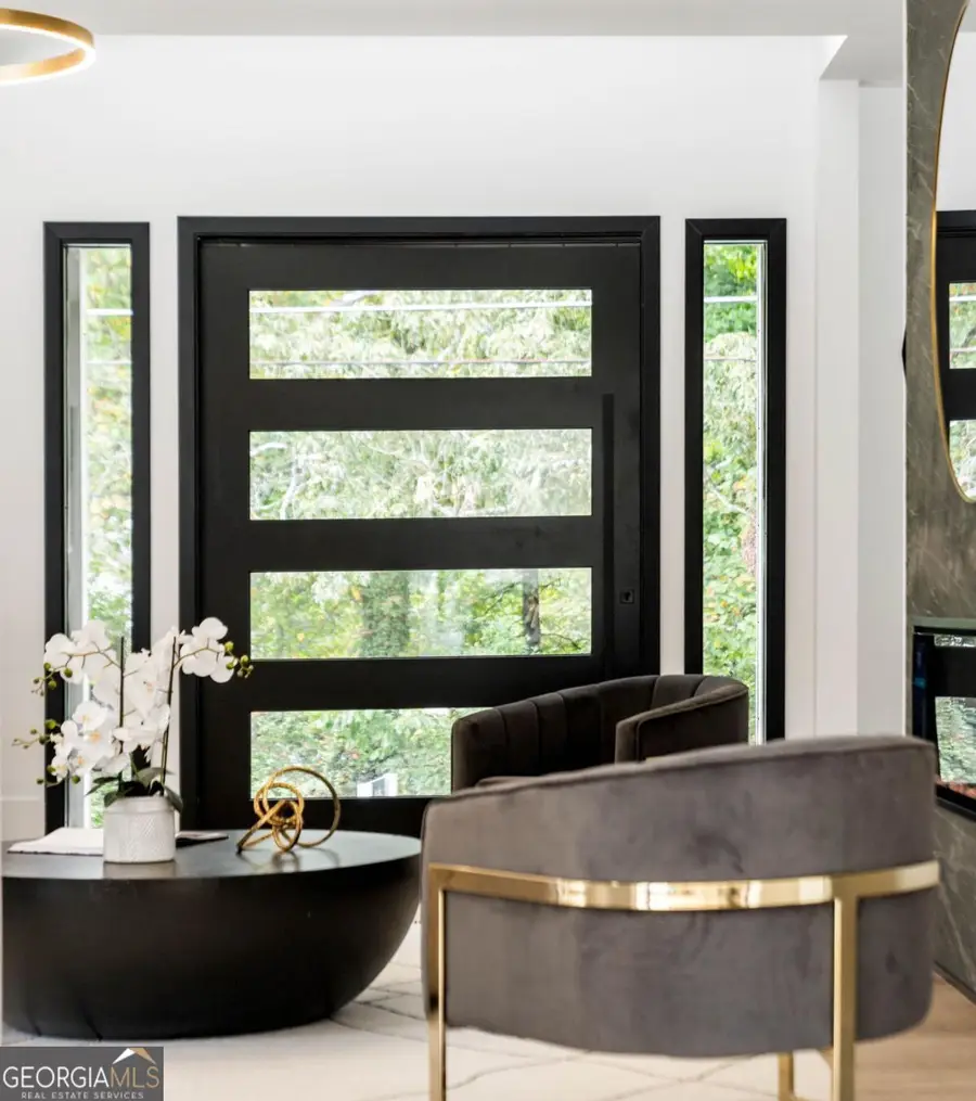 605 Hunnicutt Road Se, Mableton, GA 30126 - Image #2