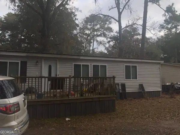 32 Woods Drive, Midway, GA 31320