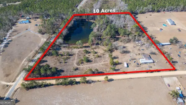 27 Ernest Carter Road, Hazlehurst, GA 31539