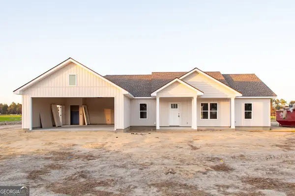 2068 Lentz Dr, Blackshear, GA 31516