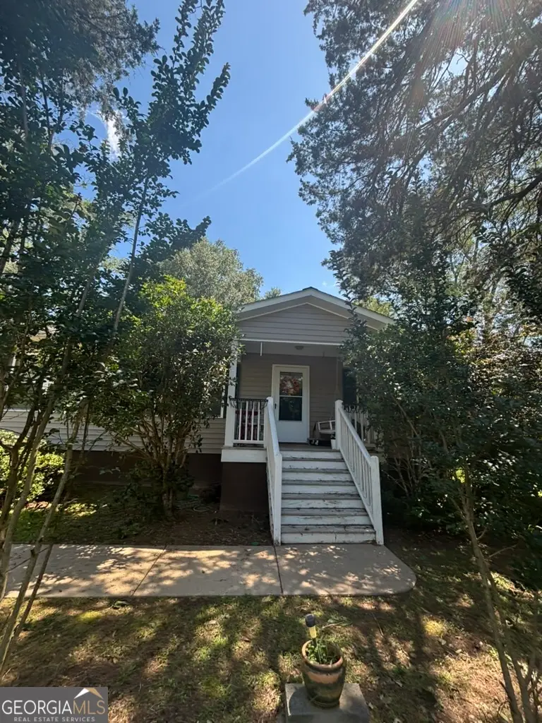 405 Crawfordville Road, Union Point, GA 30669 - Image #1