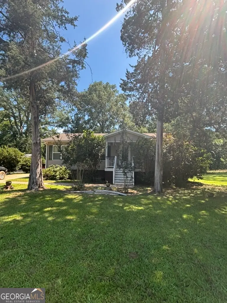 405 Crawfordville Road, Union Point, GA 30669 - Image #2