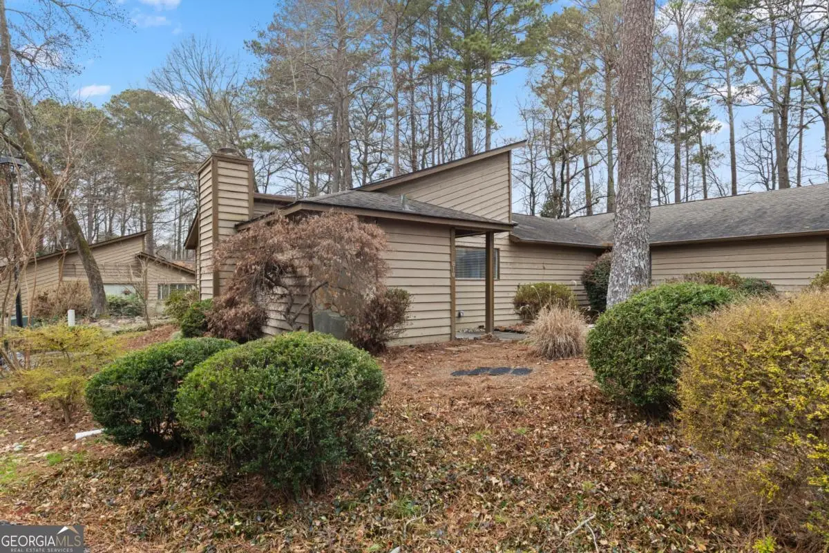 810 Bonnie Glen Drive Se, Marietta, GA 30067 - Image #1