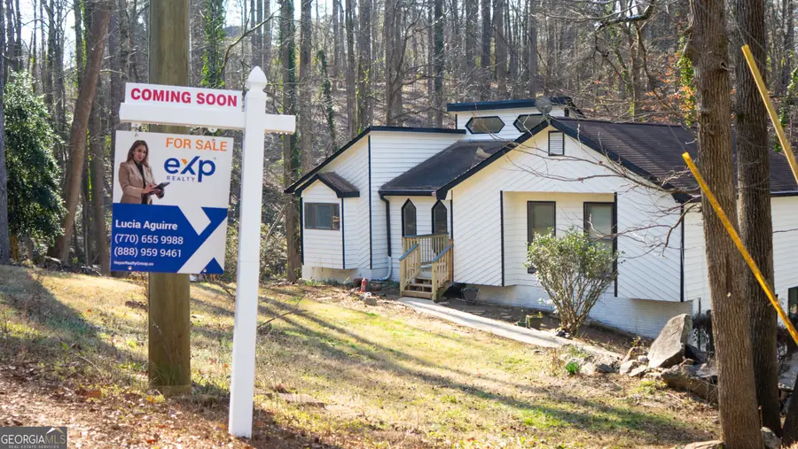 1373 Fairfield Drive Sw, Lilburn, GA 30047 - Image #3