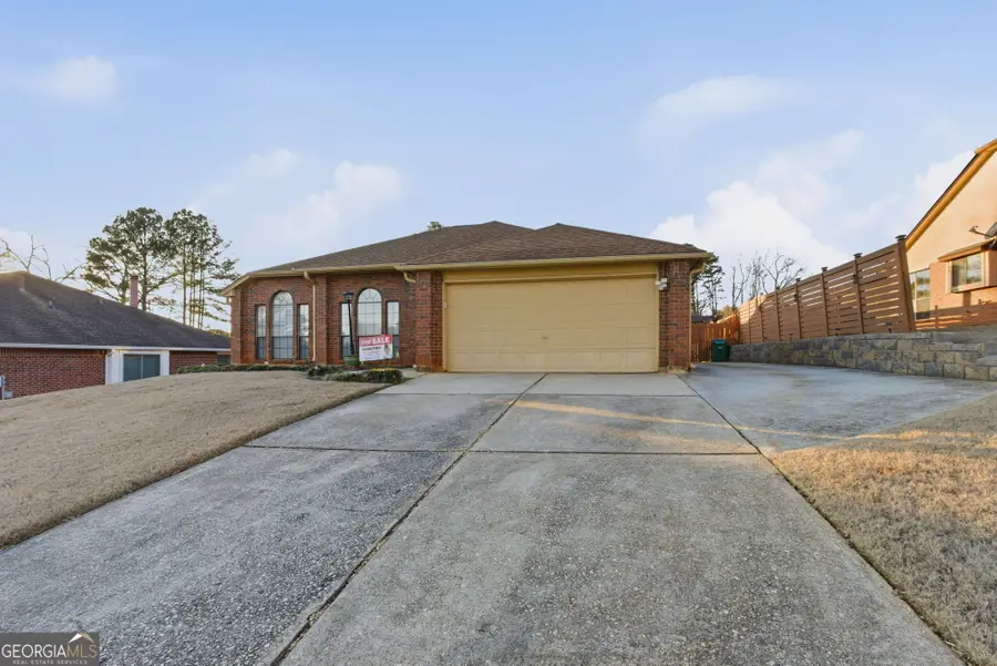 523 N Shore Road, Lithonia, GA 30058 - Image #2