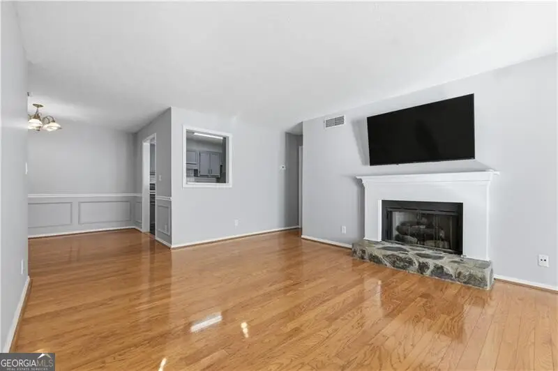 2204 Country Park Drive Se, Smyrna, GA 30080 - Image #2