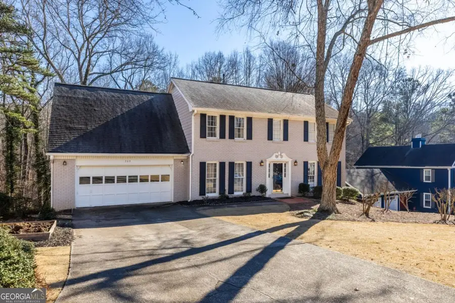 705 Springview Court, Roswell, GA 30076 - Image #2