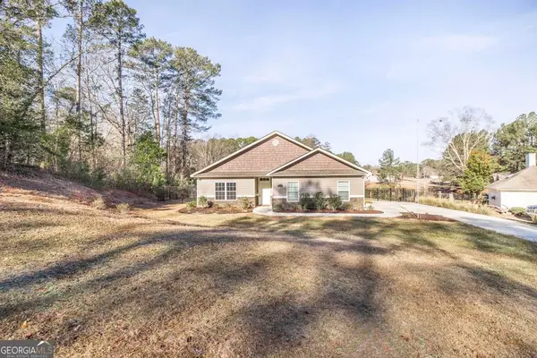 202 S Lake Court, Dublin, GA 31021