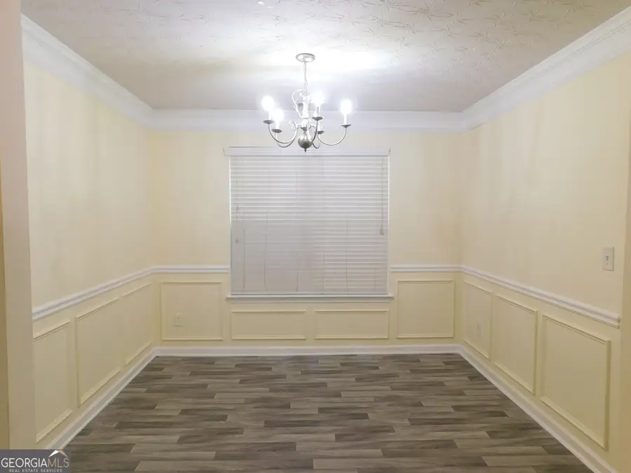 225 Laura Circle, College Park, GA 30349 - Image #3