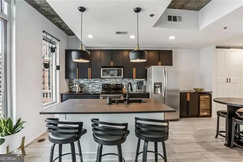 44 Peachtree Place Nw #1428, Atlanta, GA 30309 - Image #1