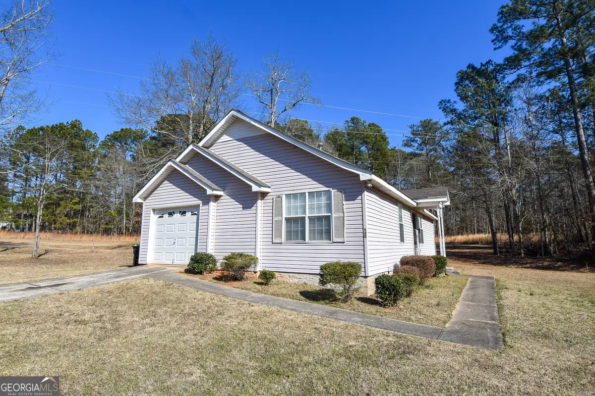 120 Park Place, Barnesville, GA 30204 - #1