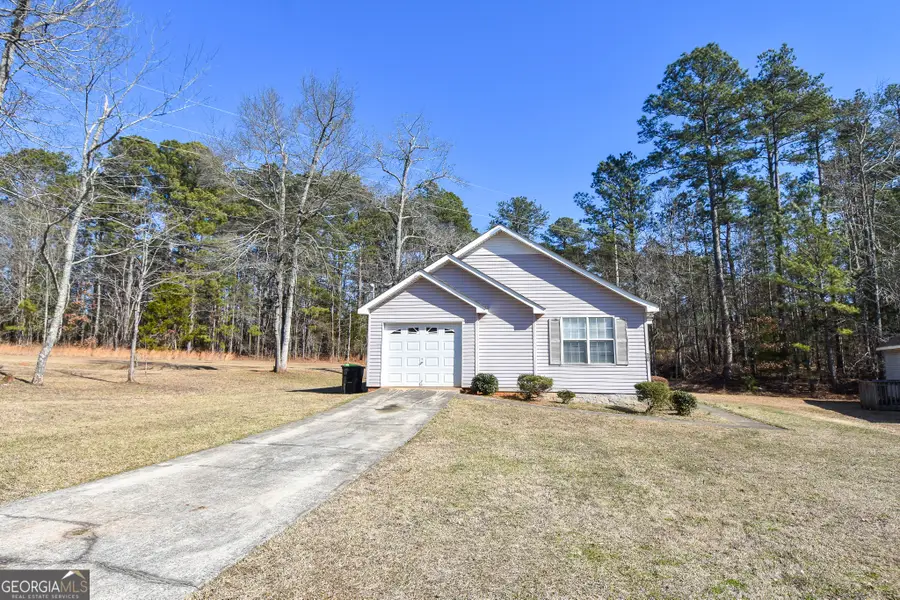 120 Park Place, Barnesville, GA 30204 - #2