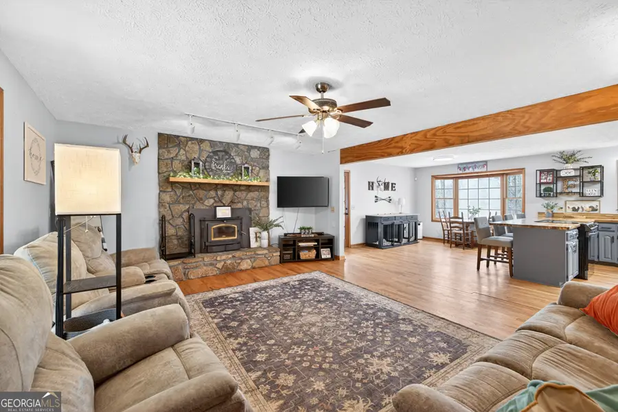 194 Bunny Trail, Clarkesville, GA 30523 - Image #2