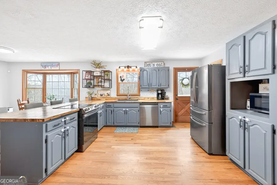 194 Bunny Trail, Clarkesville, GA 30523 - Image #3