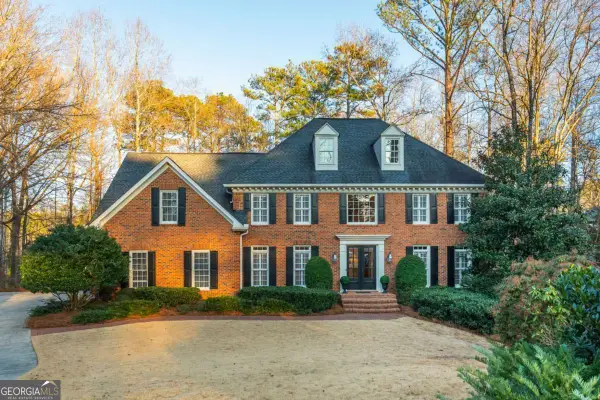 9365 Bluffwind Chase, Roswell, GA 30076