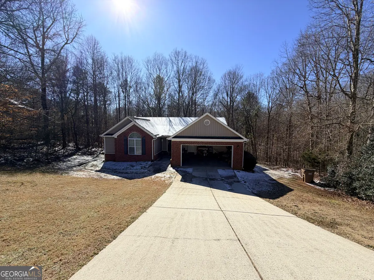 212 W Sycamore Drive, Winder, GA 30680 - Image #1