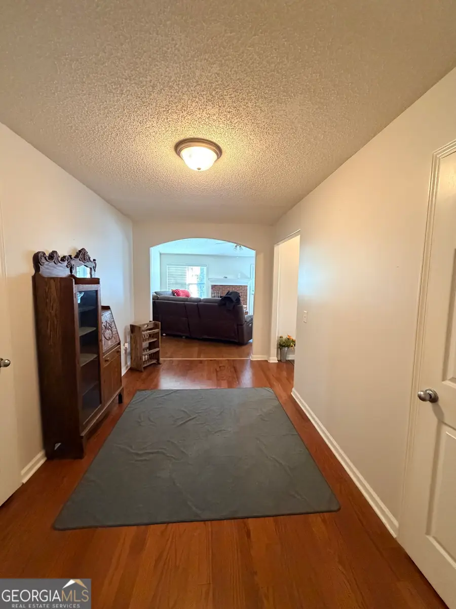 212 W Sycamore Drive, Winder, GA 30680 - Image #2