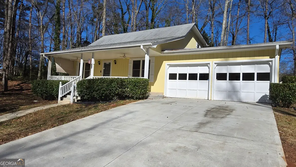 4573 SE North Woodlake Lane, Conyers, GA 30013 - Image #1