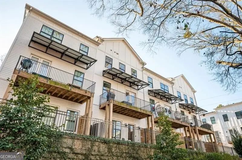 2003 Mahogony Lane Nw, Atlanta, GA 30318 - Image #1