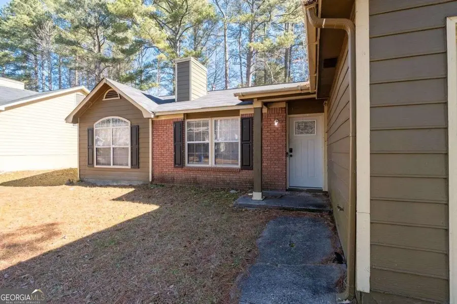 6340 Emerald Pointe Circle, Atlanta, GA 30349 - Image #2
