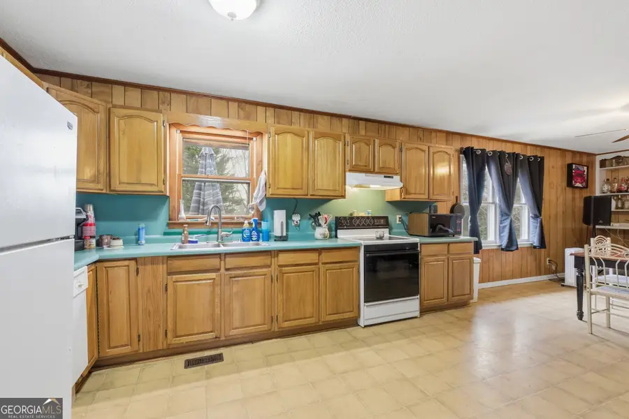 820 Collier Road, Toccoa, GA 30577 - #3