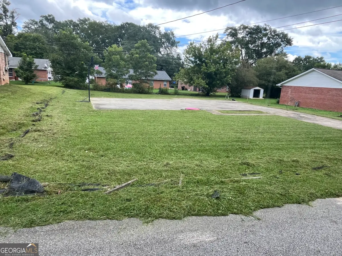 4 N Annie Street, Newnan, GA 30263 - #1