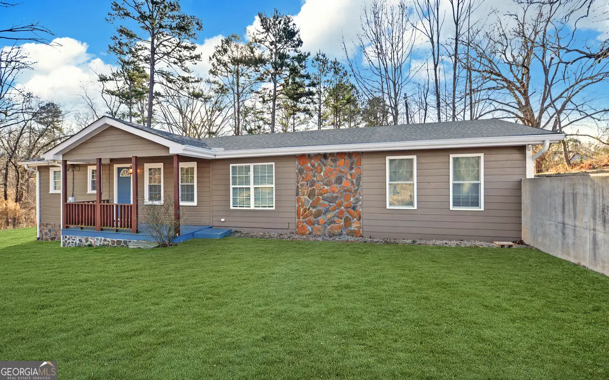 297 E Leatherwood Road, Toccoa, GA 30577 - #1