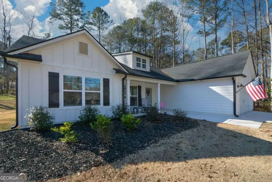 42 Pine Hill Street, Newnan, GA 30263 - #3