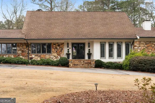 10 Woodland Drive, Cartersville, GA 30120