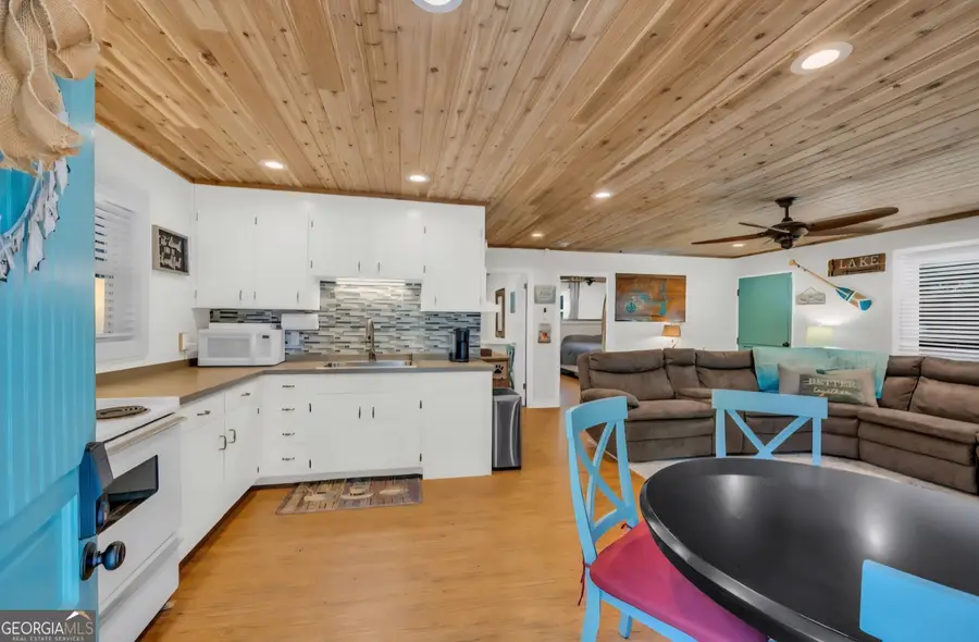 664 N Port Bass Drive, Fair Play, SC 29643 - Image #2