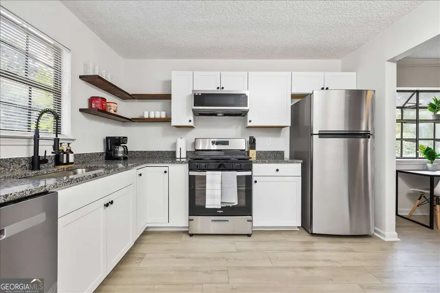 1058 Falling Water Drive Se, Smyrna, GA 30080 - Image #3