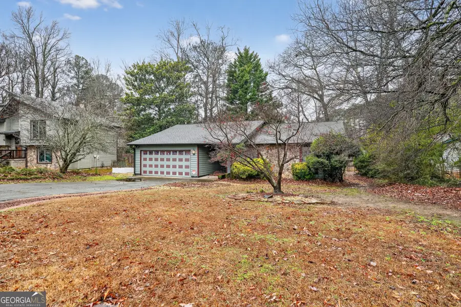 1056 Park Forest Trail Nw, Lilburn, GA 30047 - Image #3