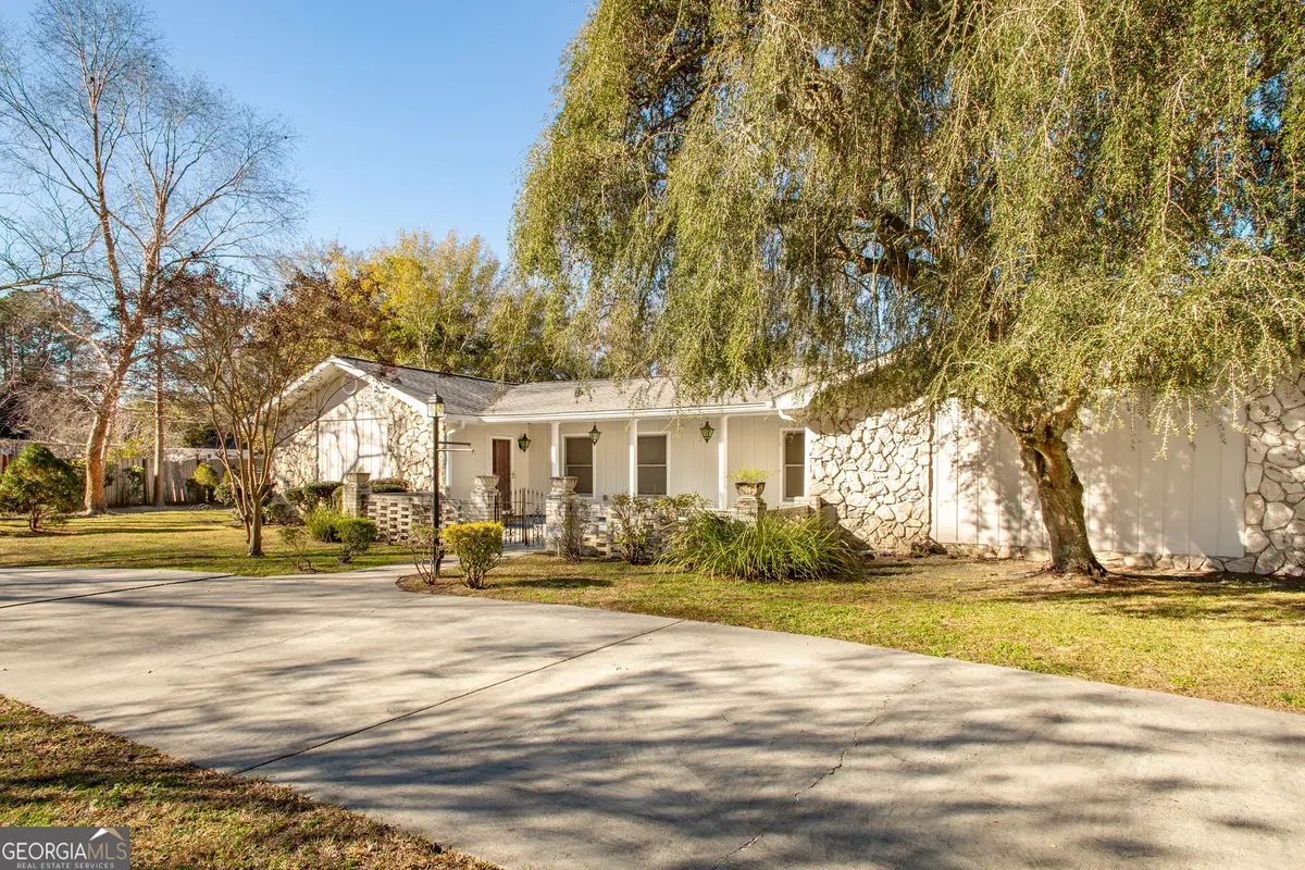 1285 Lynn Drive, Waycross, GA 31501 - #1