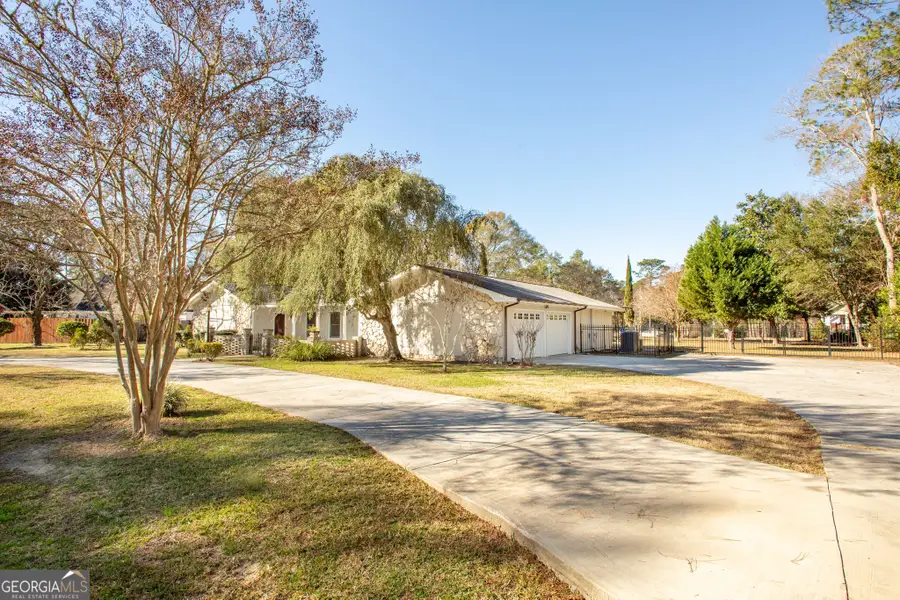 1285 Lynn Drive, Waycross, GA 31501 - #2