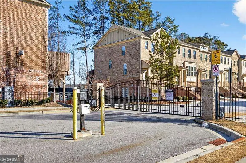 368 Provenance Drive, Sandy Springs, GA 30328 - Image #2