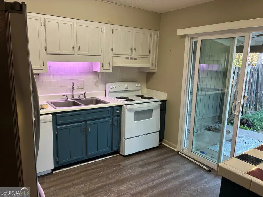 146 Stoneridge Drive, Warner Robins, GA 31088 - Image #2